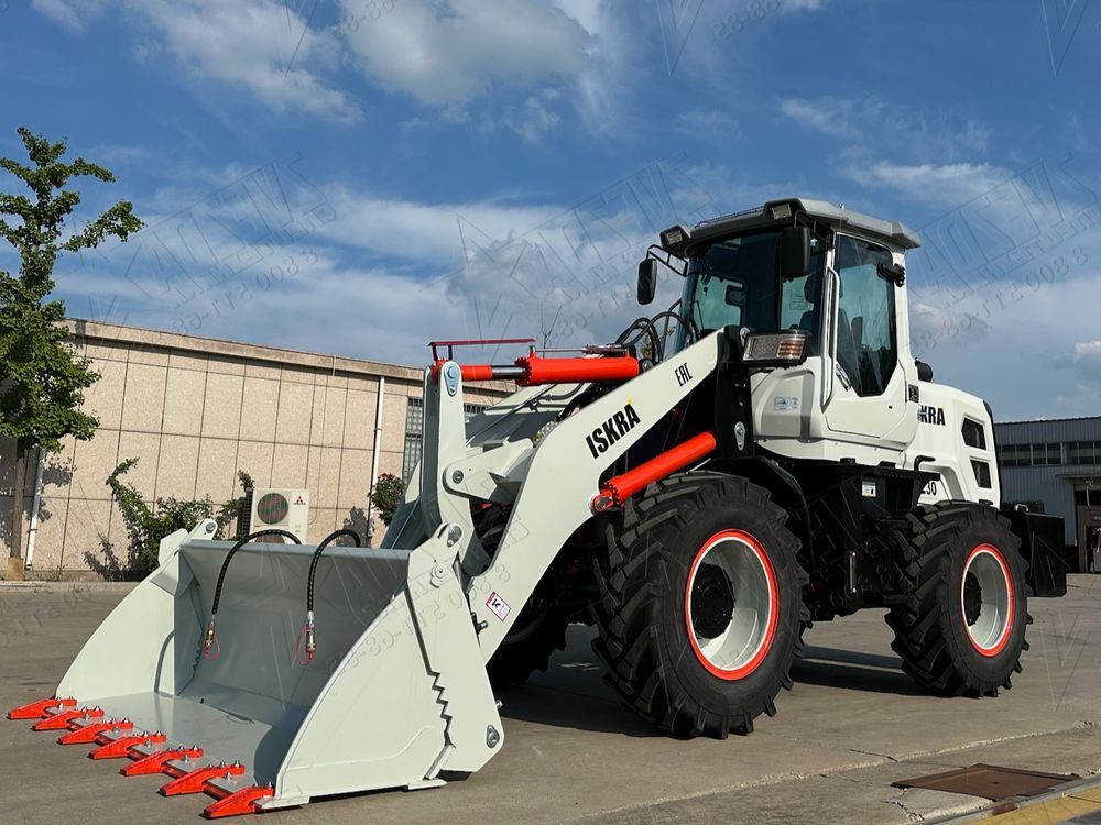 Фронтальный погрузчик ISKRA ZL30(NEW)